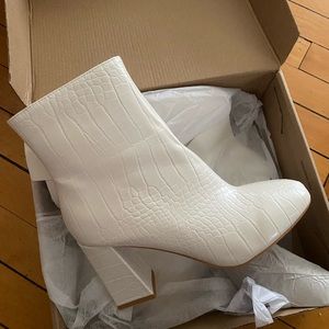 Boohoo White Croc Boots